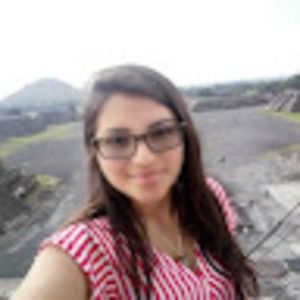 Meet your Posher, Marcela